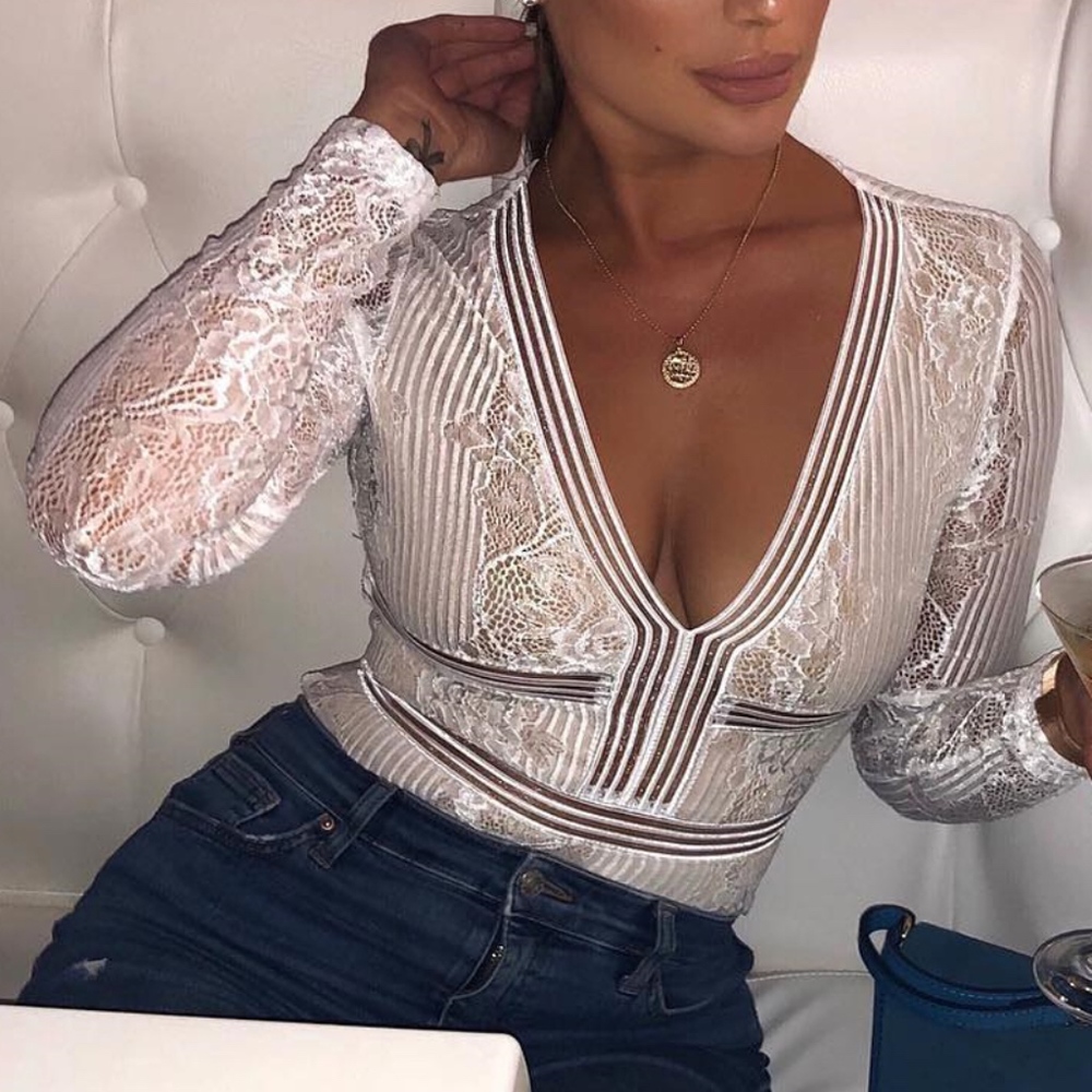 WHITE AND NUDE LACE LONG SLEEVE OPEN BACK BODYSUIT